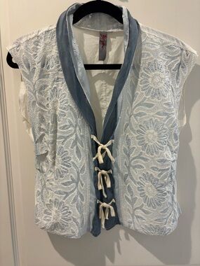Biya Embroidered White Lace Vest with Blue Trim and Tie Front